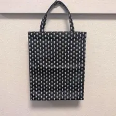 Item thumbnail for item d9aa6bb7-5b84-45b7-a214-a1f1ca451124