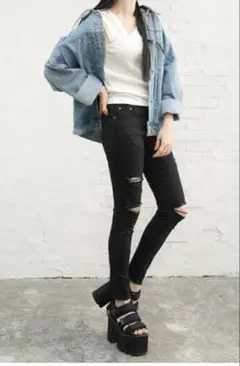 【美品最安値】H&M クラッシュ ダメージ スキニー　ブラック【販売終了レア品】