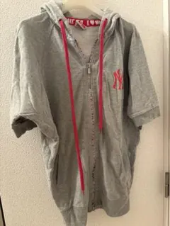 MLB ニューヨークヤンキース パーカー グレー