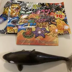 光ってのびーる　恐竜　ドラゴン　サメ　ライオンのサムネイル