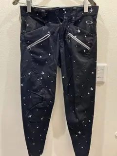 ゴルフウェア　パンツ