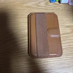 スマホスタンド　MagSafe対応　カード3枚収納可能