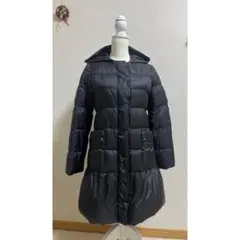 ネイビー ダウンジャケット