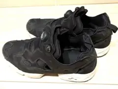 リーボック インスタポンプフューリー ブラック　ホワイト　人気　27cm