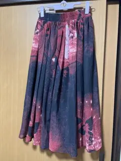 NieR CLOTHING ロングスカート F 赤黒のサムネイル
