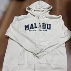 HOLLISTERジップパーカー