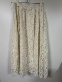 アースミュージックエコロジー　ホワイトレース　スカート　フリーサイズ