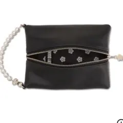 マリークワント　ポーチ　新品