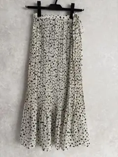 美品　ローリーズファーム　ダルメシアン柄プリーツロングスカート　巻きスカート