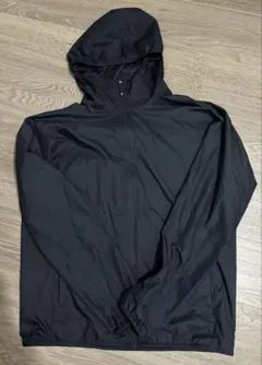 【ユニクロ】ポケッタブルパーカー　ネイビー　Lサイズ