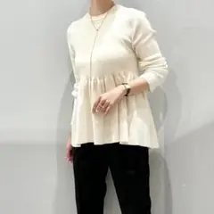 GU ジーユー ペプラム ニット トップス Sサイズ 新品 未使用