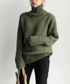 新品未使用★カーキ タートル ハイネック ニット セーター 切替リブ Mサイズ