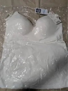 ユニクロ　エアリズムシームレスVネックブラキャミソール　L