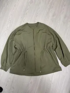 Vis オリーブ色 ジャンパー Fサイズのサムネイル