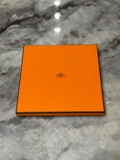 HERMES エルメス　オレンジ ギフト　ボックス