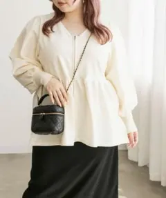 新品未使用★CLETTEオリジナル⭐︎ダブルジップペプラムニット　4L