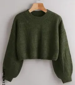 オリーブグリーン クロップドニットセーター