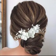 フォーマル　ヘアアクセサリー　結婚式　洋装　髪飾り　花　ヘッドドレス　ホワイト