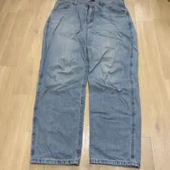 UNIQLO ライトブルー ストレートデニム 34