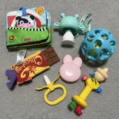 Combi EDISON他　赤ちゃんおもちゃ　ベビー用品　まとめ売り