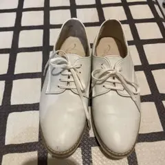 Arezzo femminile ホワイト レースアップシューズ
