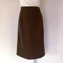 膝丈タイトスカート