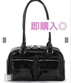 ブラック ショルダーバッグ フロントポケット　at2328