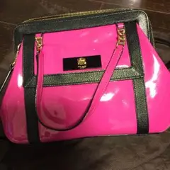 ケイトスペード☆エナメルショルダーバッグ☆ななめがけ。