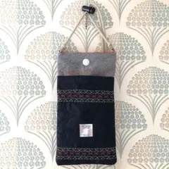 Item thumbnail for item bdc8c0f0-54c2-40d3-acc6-14b1c785b823