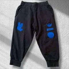 ◆アディダス　クロップド丈　スウェットパンツ　　　ワッペン　ロゴ　綿100　黒