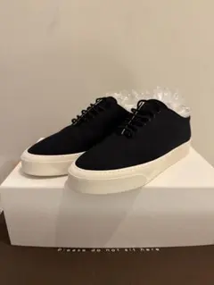 11.6万 The Row レースアップシューズ