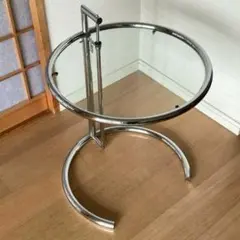 カッシーナ サイドテーブル