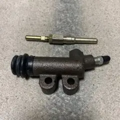 トヨペットコロナ部品クラッチレリーズシリンダー