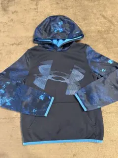 Under Armour フード付きパーカー YMD