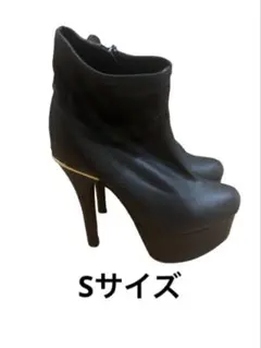 ブラック ジッパー付き ショートブーツ 高ヒール