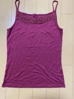 キャミソール　胸元コードレース　ワインレッド