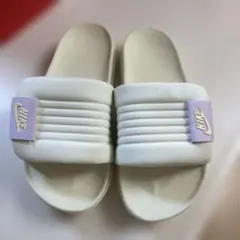 NIKEサンダルのサムネイル