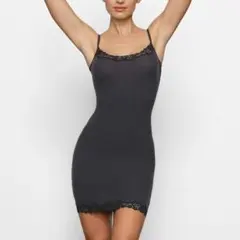 K様用　SKIMS ブラック　レース　キャミワンピース　スリップ　新品未使用