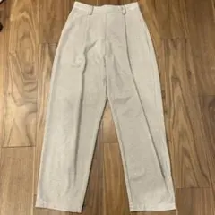 ベージュ ハイウエスト ワイドレッグパンツ