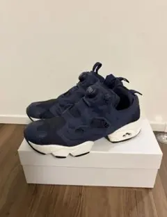 Reebok インスタポンプフューリー ネイビー