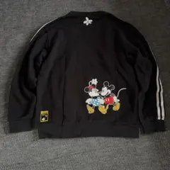 adidasトレーナー　ディズニー