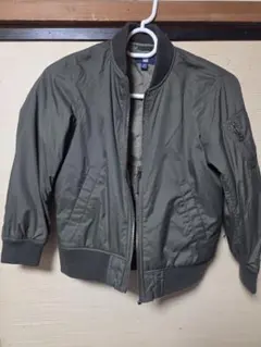 オリーブグリーン ボンバージャケット