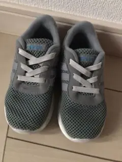 (値下げ)アディダス キッズ スニーカー