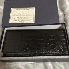 新品ロベルタ長財布のサムネイル