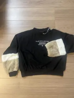 Lovetoxic ファー付き黒トレーナー