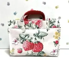 キャスキッドソン　小物入れ　イチゴ　ハンドメイド