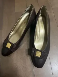 値下げ!!LANCE ダークブラウン レザー パンプスのサムネイル