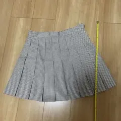 ブラウン ギンガムチェック プリーツスカートWEGOのサムネイル