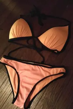 H&M サーモンピンク三角ビキニのサムネイル