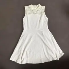値下げ中！アイボリー レースノースリーブワンピース Mサイズ